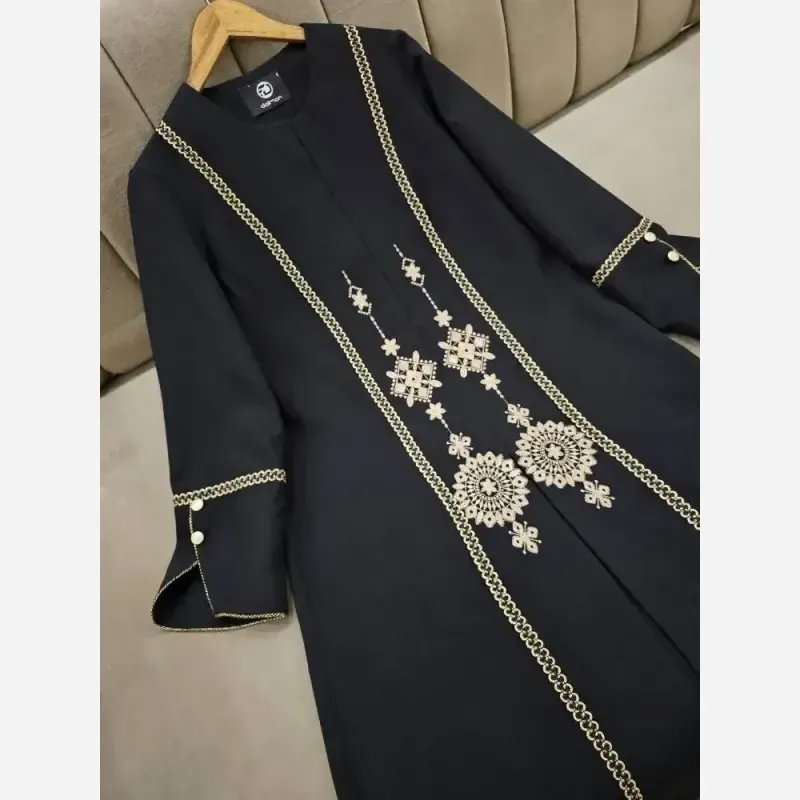 مانتو زنانه مدل آوا جنس شانتون اسلپ گلدوزی شده قد 107 سانت
